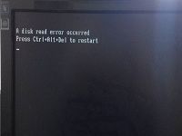 u盘装完系统后出现“A disk read error occurred”的提示